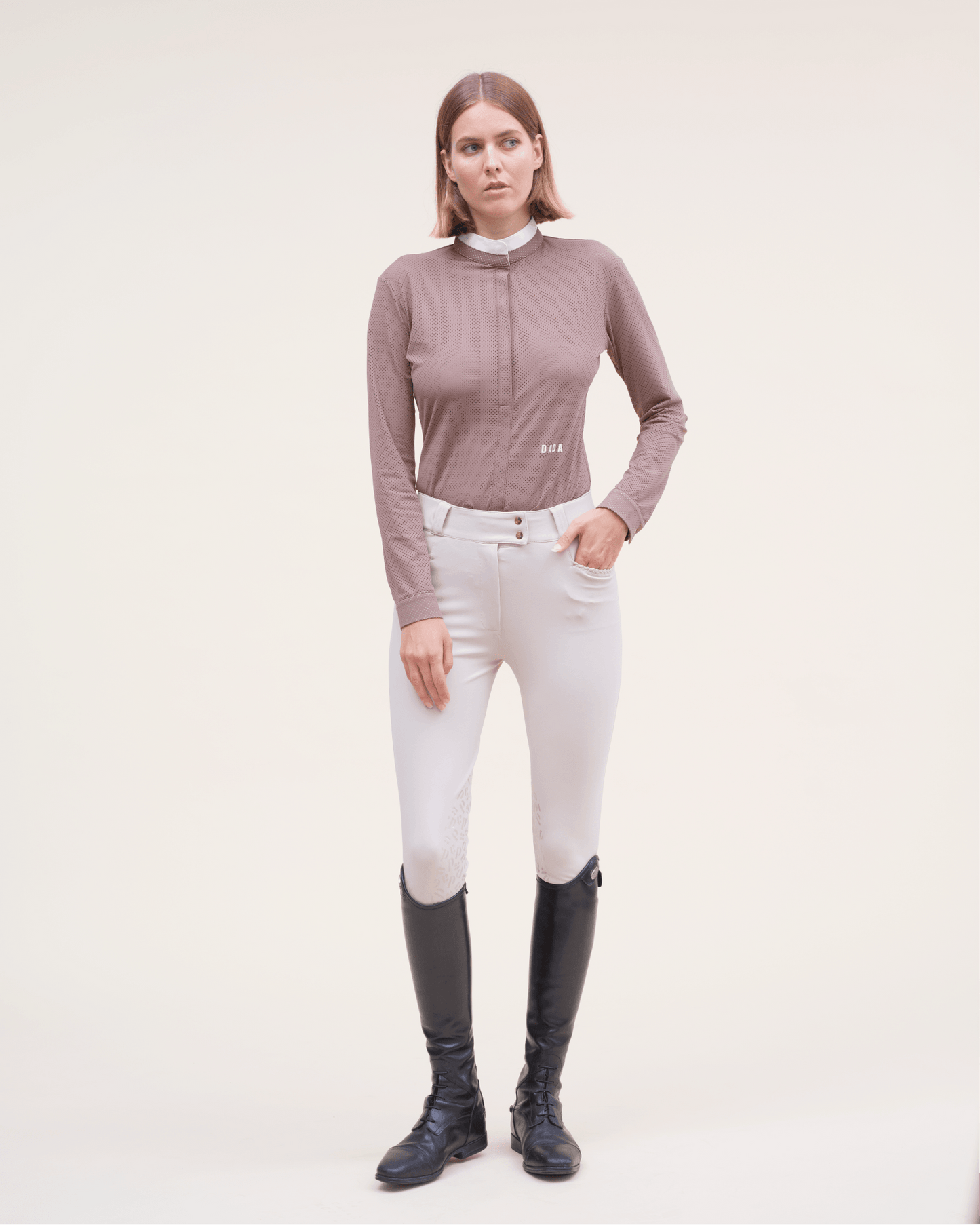 Kit New - Sculpting riding breeches with grip