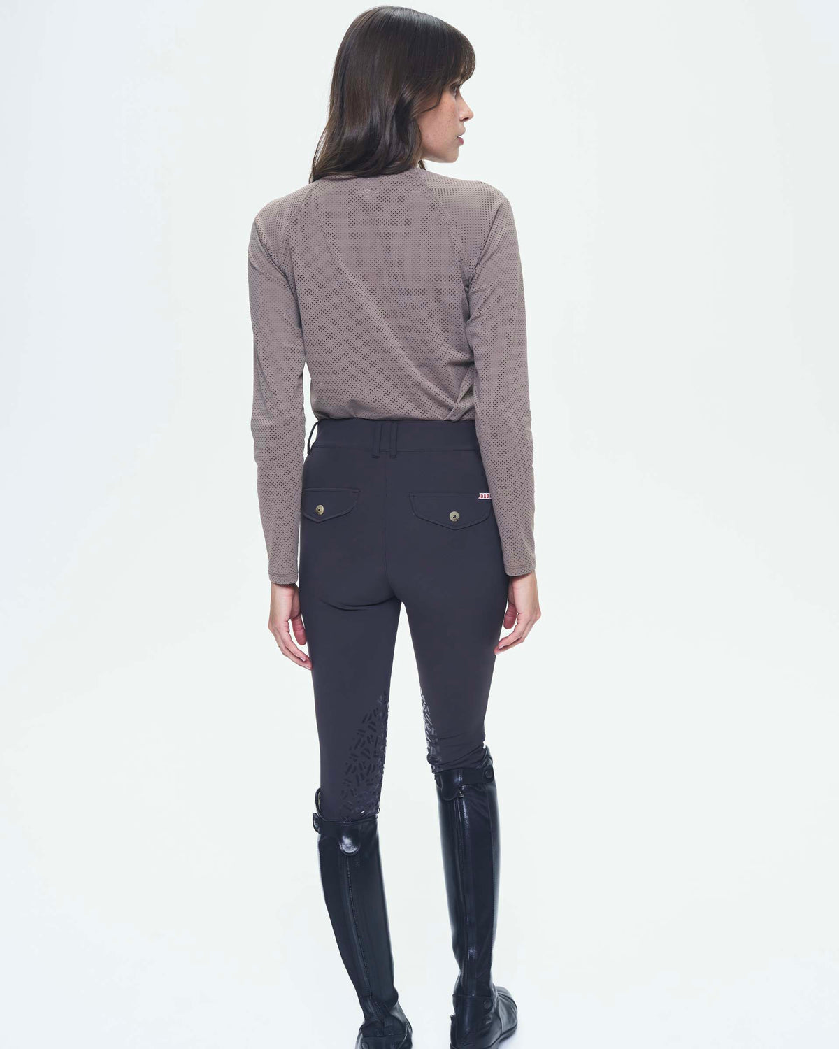 Jazz - Long-Sleeved Micro-Perforated Technical Riding T-Shirt in Iced Brown