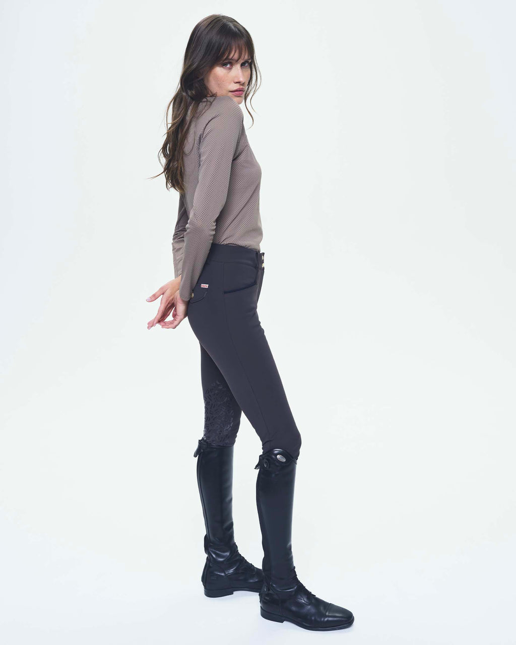 Jazz - Long-Sleeved Micro-Perforated Technical Riding T-Shirt in Iced Brown
