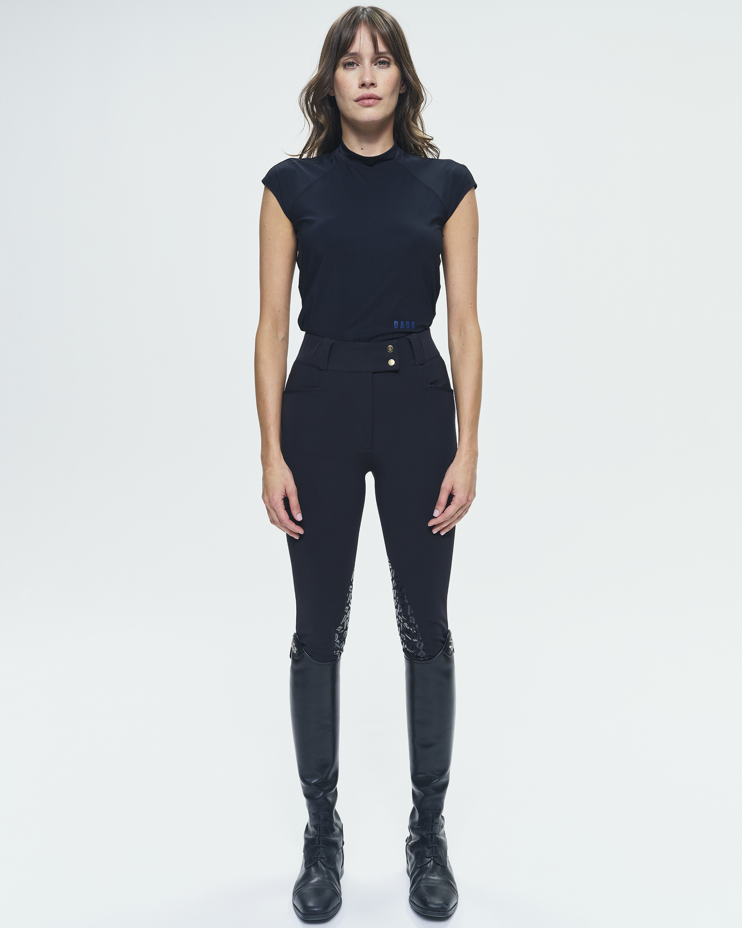 Kit New - Sculpting riding breeches with grip