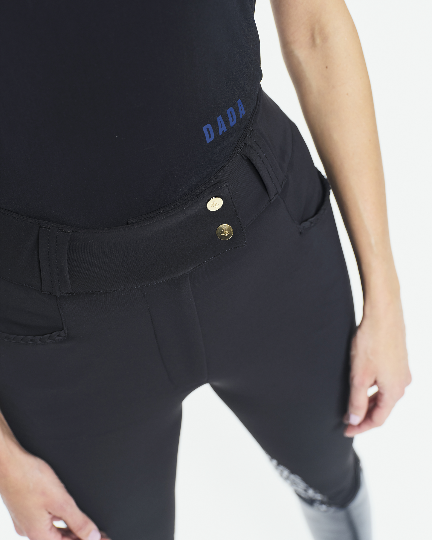 Kit New - Sculpting riding breeches with grip