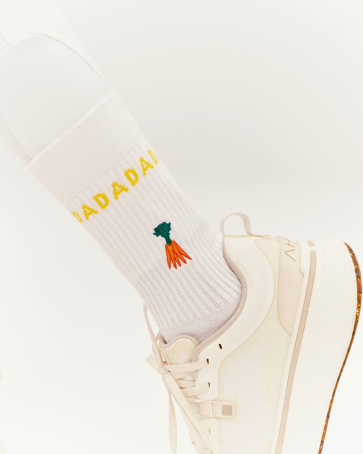 Molsy - Sun & White Socks