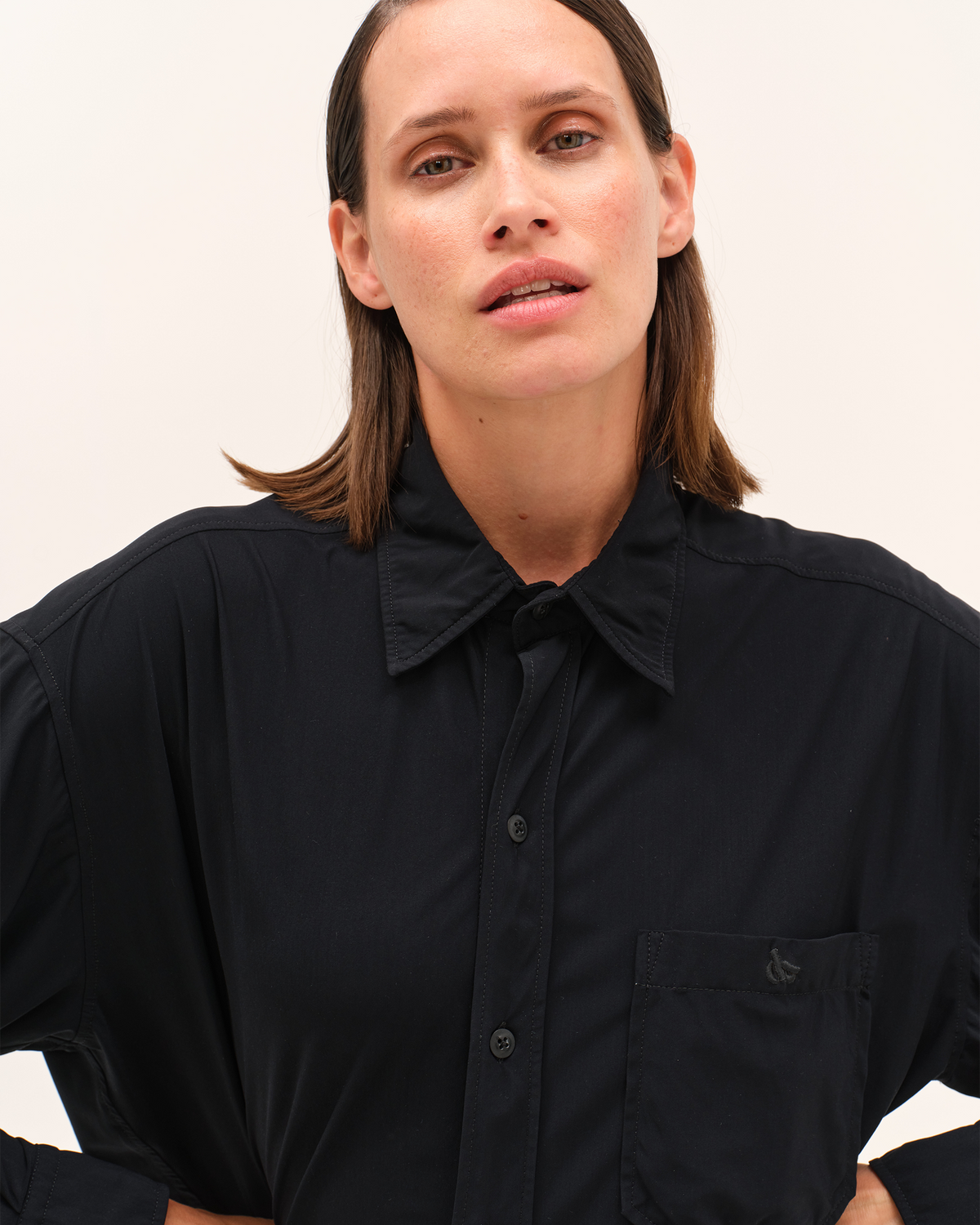 Olga - Chemise fluide et légère pour l'équitation Noir
