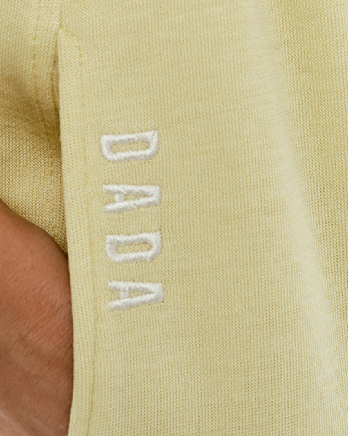 Broderie DADA