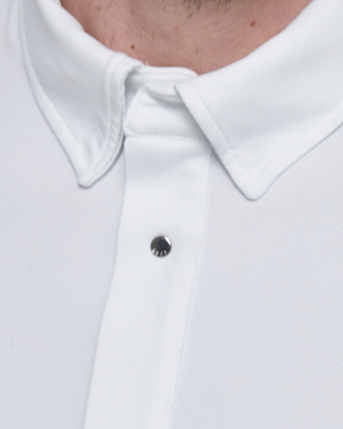 Col boutonné