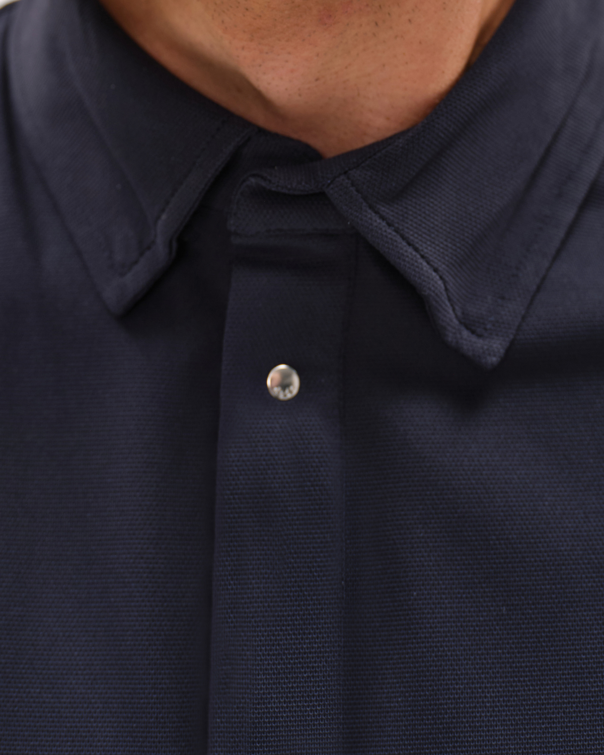 Button-down collar