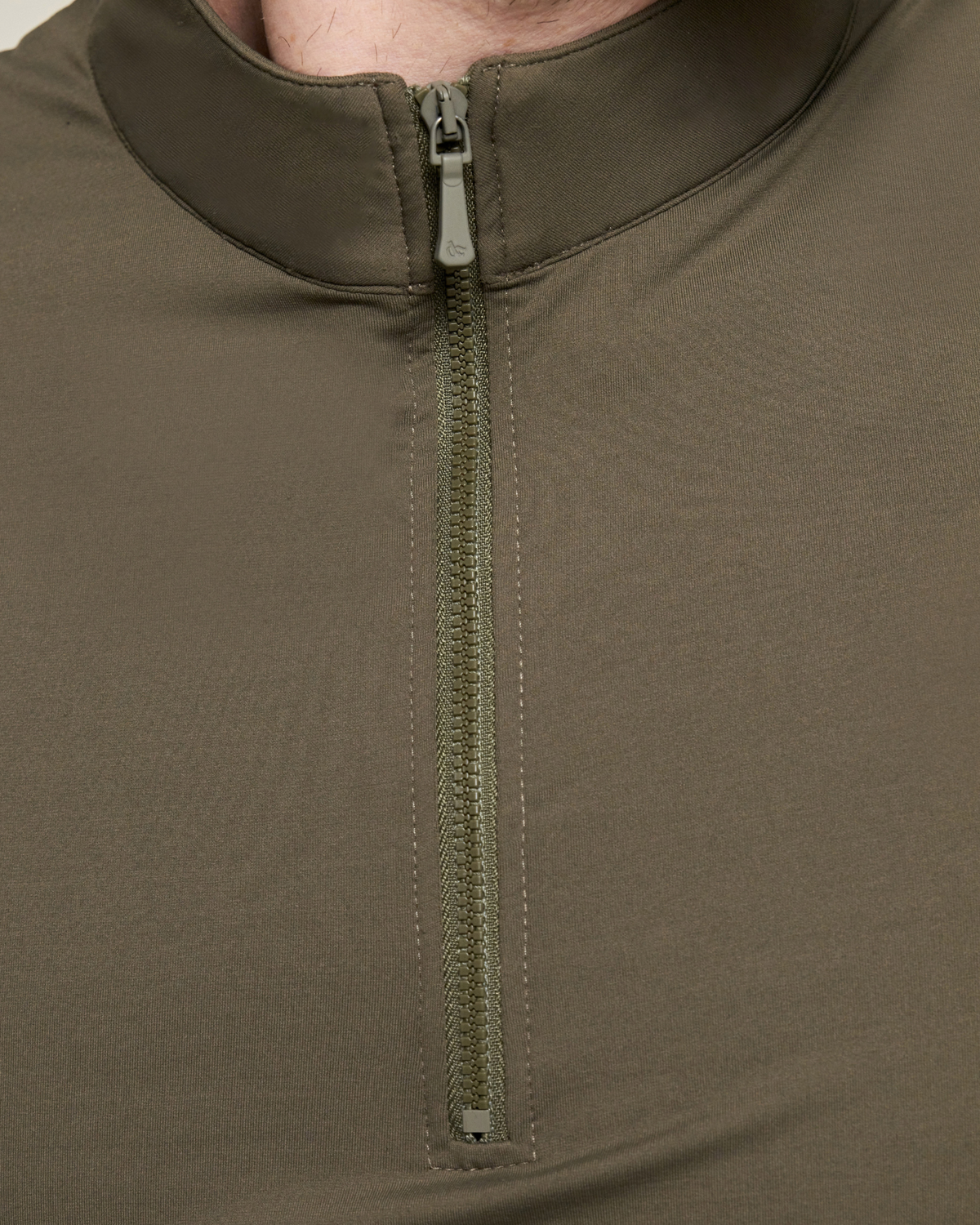 Zip collar