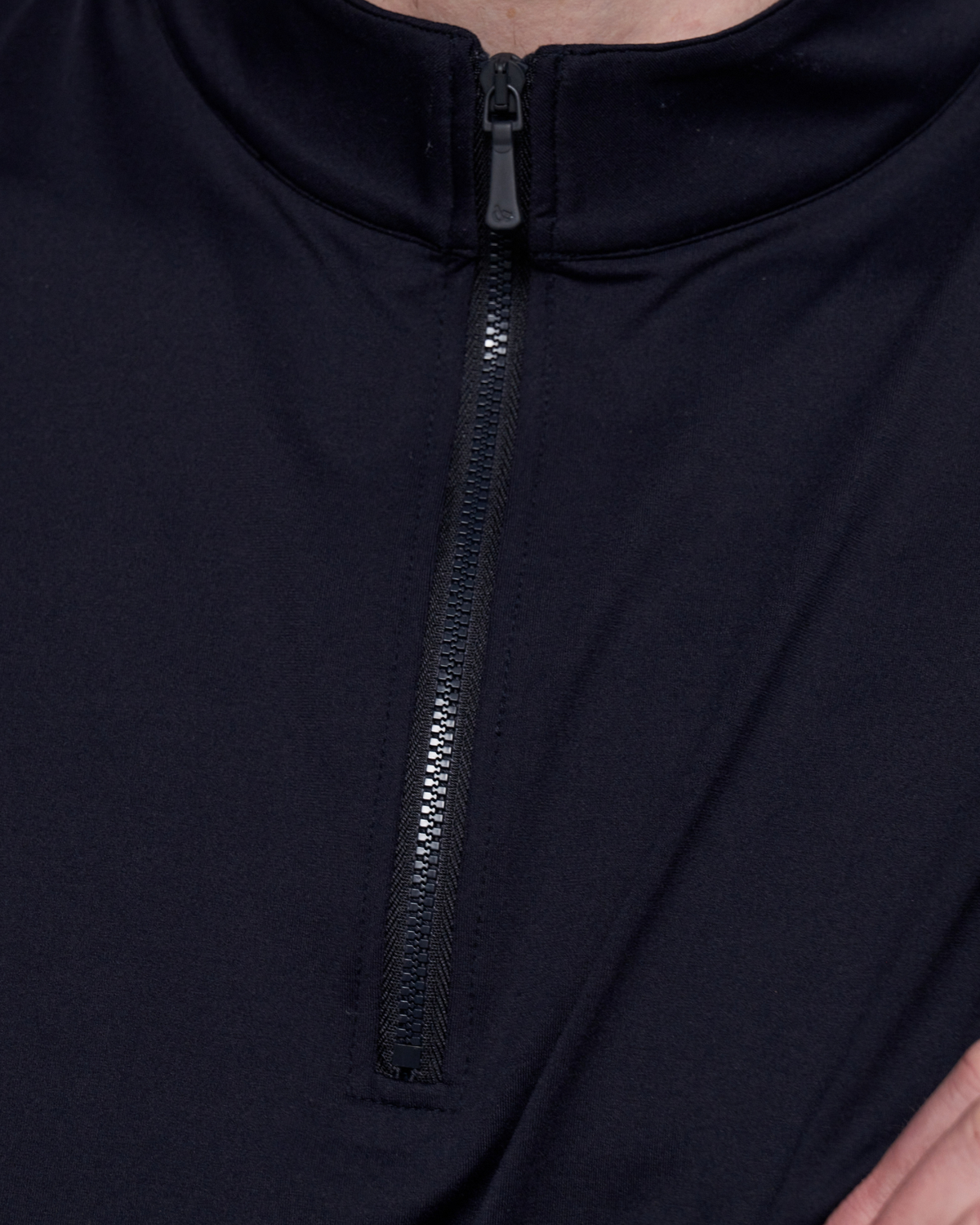 Zip collar